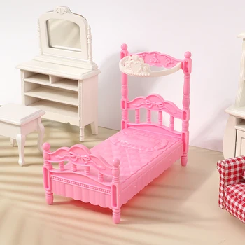 1 бр. стоп-моушън легло, скъпа пластмасови мебели, красива куклена къща, аксесоари за спалня, за куклено деца, игрална къща, играчка