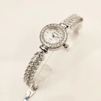 Висококачествени дамски часовник, японски кварцов часовник, изискан модерен гривна от бижутериен гривна, луксозни кристали, подарък на едно момиче за рожден ден