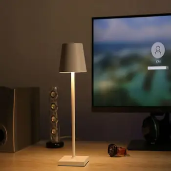 Светодиодна настолна лампа с възможност за регулиране на яркостта, зареждане чрез USB, вградена батерия с капацитет 3600 mah, сензорен лека нощ за спалня, декориране на ресторант, на бара