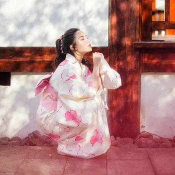 Жена японското кимоно, традиционната официална рокля юката с флорални принтом, рокля в ретро стил, облекло за фотография, костюм за cosplay