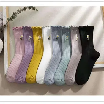 2023 Нови Корейски Модни Дамски Чорапи С Цветна Бродерия, Реколта Сладки Чорапи Kawaii, Висококачествени Памучни Възли Разтеглив Дълги Чорапи
