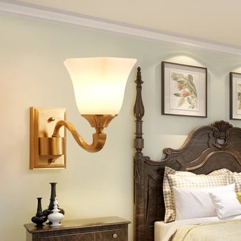 Стенен лампа в европейски стил, нощна лампа за спални, американски стил, пълна с мед, фонова стена за хол, креативен стенен лампа